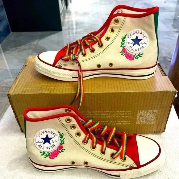 Converse Shoes - Conversé Chuck Taylor Rare Hi Top Custom Women’s 8.5/ Men’s 6.5 Brand New